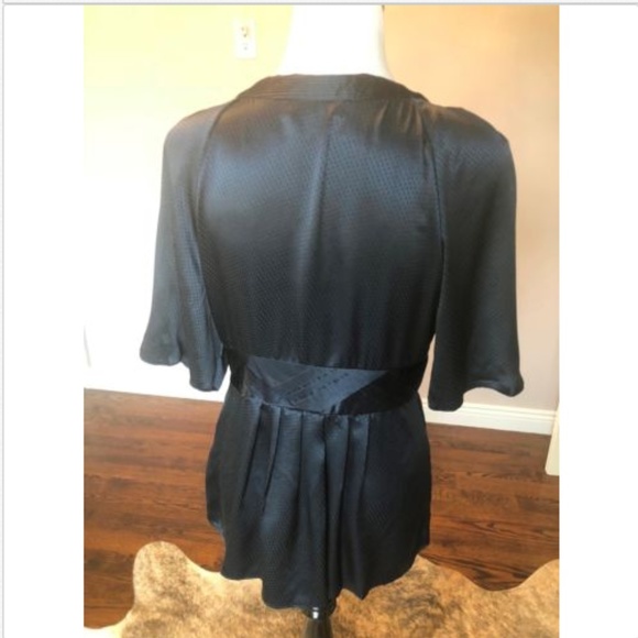 Signature for SaksFifthAvenue Umpire Silk Top SZ L - Picture 5 of 6